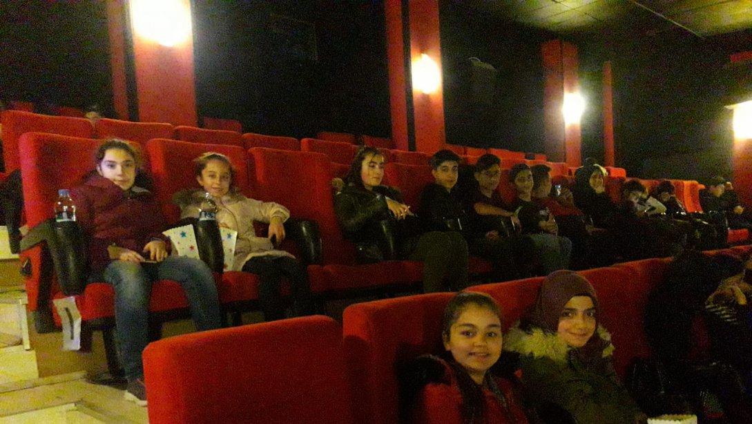 BİGEP  sosyal etkinlikler kapsamında başarılı öğrencilerimiz sinemada film izlediler
